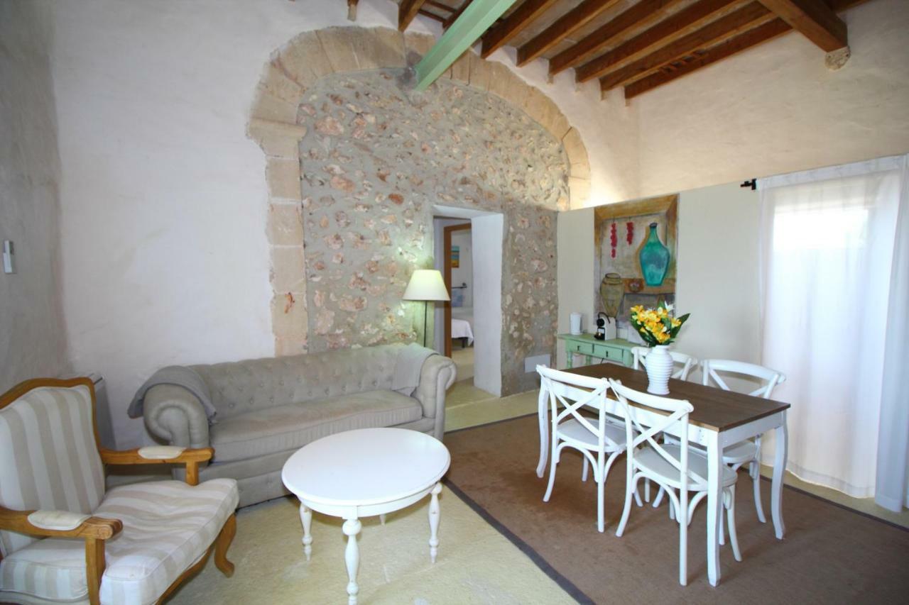 Finca Agroturismo Es Pujol Santanyi Exterior photo