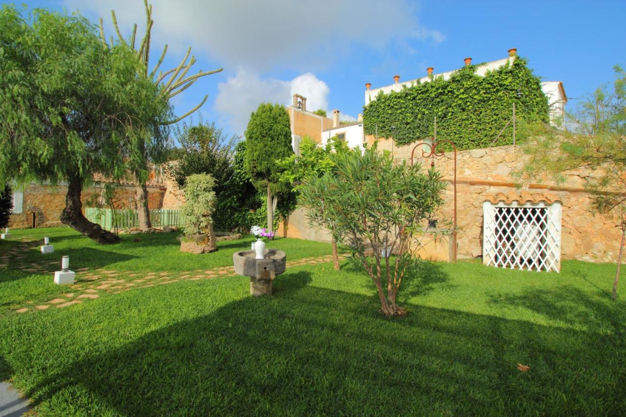 Finca Agroturismo Es Pujol Santanyi Exterior photo